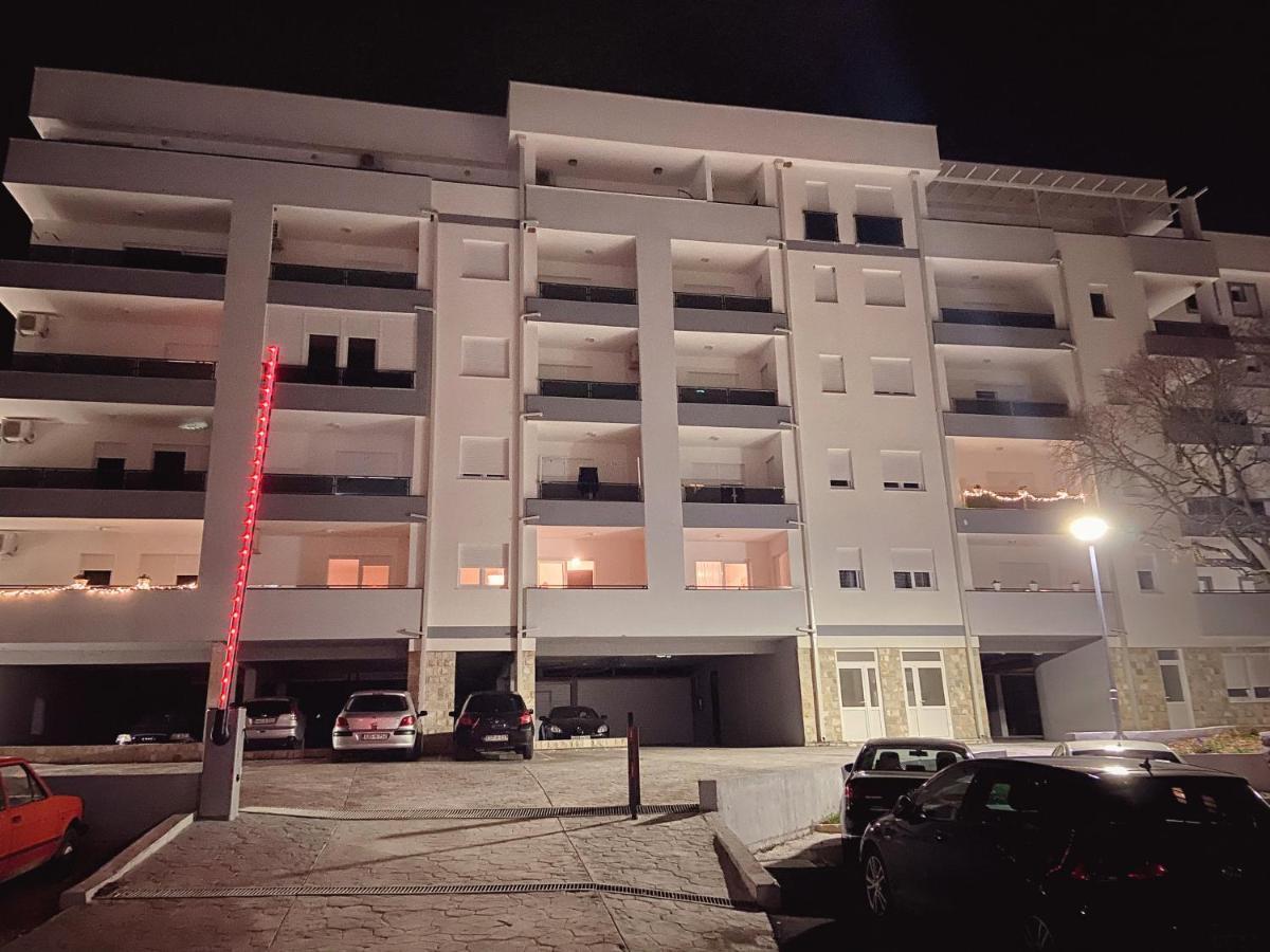 Tiffany Lux Apartment Trebinje Luaran gambar